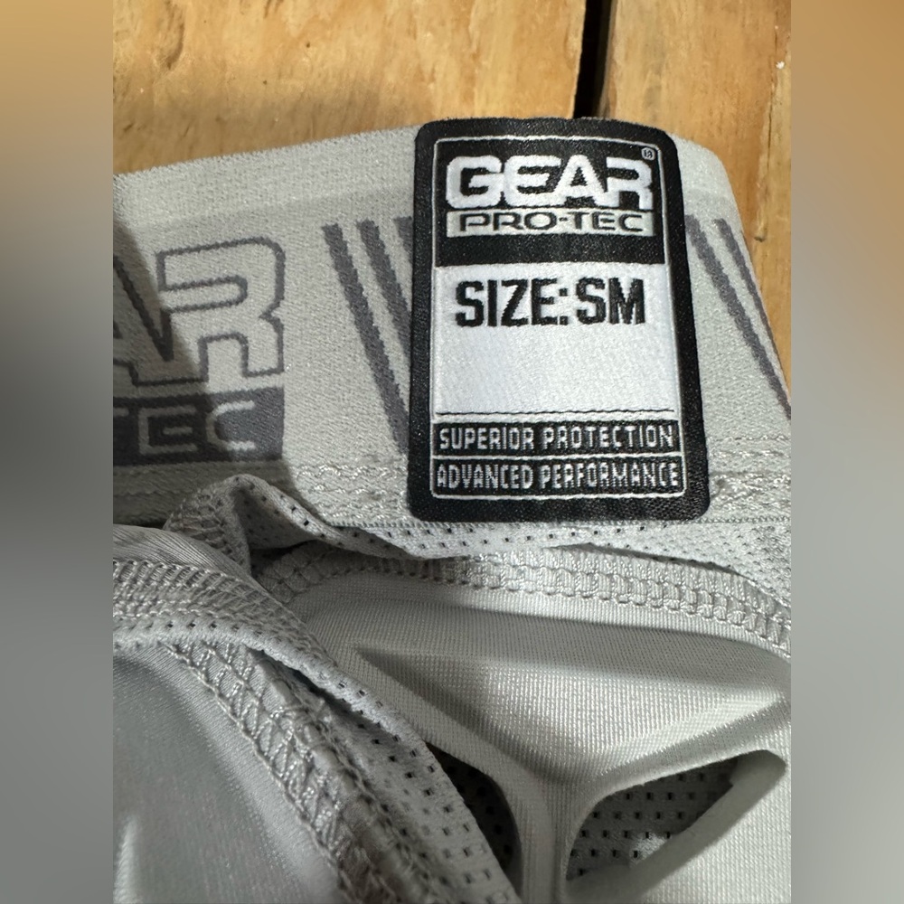 Gear Pro-Tec 2023 Adult Gear Pro-Tec 5-Pad Girdle Small New - Picture 4 of 5